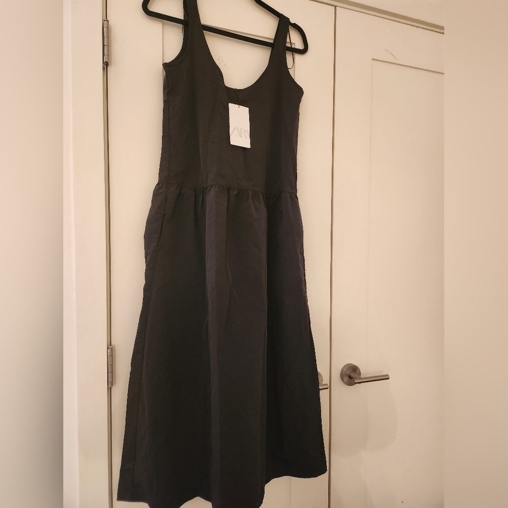 Zara  womens black renylon fabric maxi dress size small NWT